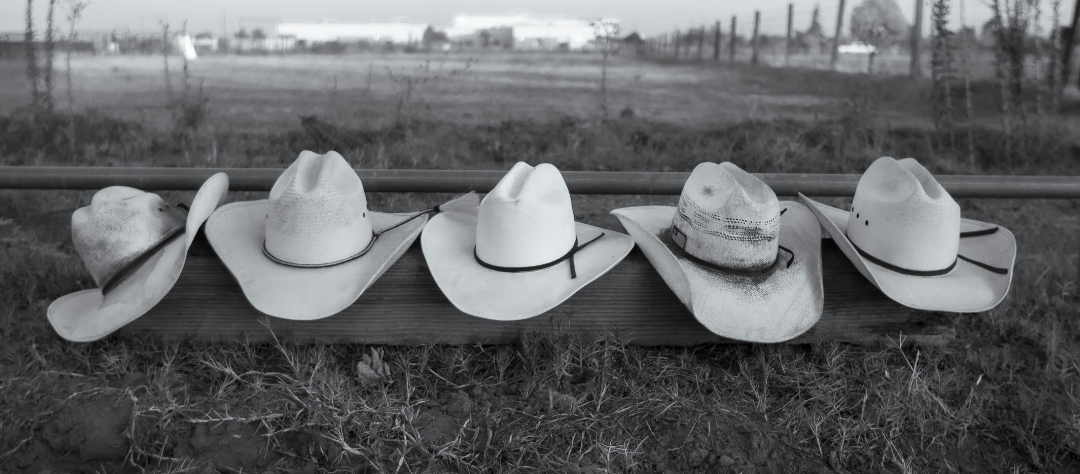 Un atelier, un outil : Les chapeaux de Bono